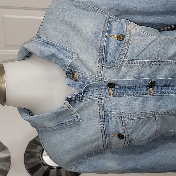 Social Standards Button Down Jean Jacket Size Large - Picture 2 of 7